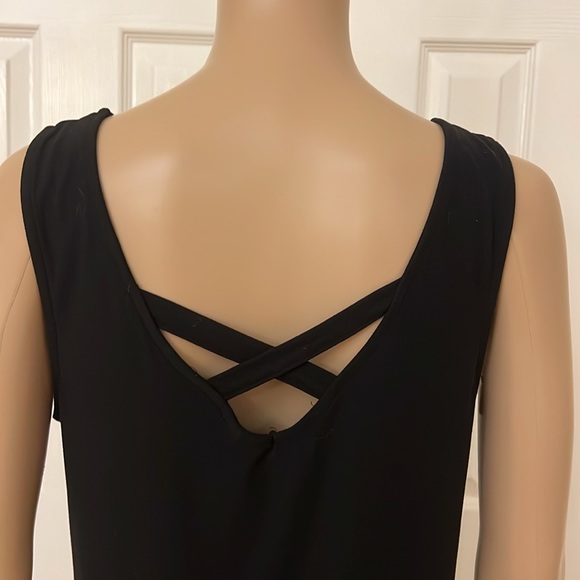 MUDD SLEEVELESS SHIFT DRESS - Picture 4 of 6